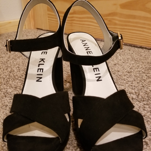 Anne Klein dress shoes - Picture 2 of 6